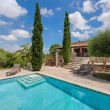 Holiday home Es Pujol
