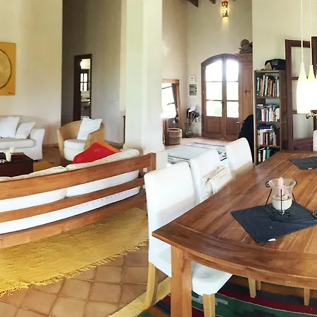 Es Pujol Maria De La Salut